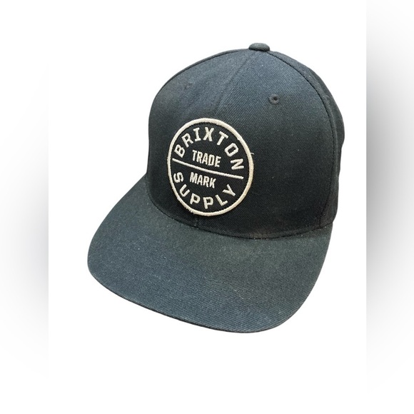 Brixton Supply Trade Mark Cap Hat Adult Snapback  Cap Black Adjustable - Picture 1 of 5